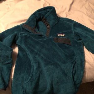 Patagonia sweatshirt